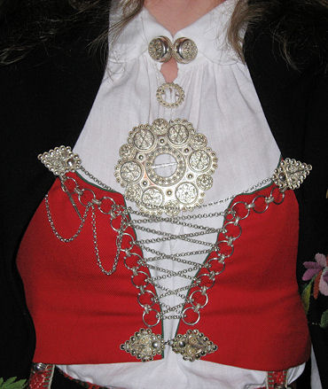 Bunad silver West-Agder lady