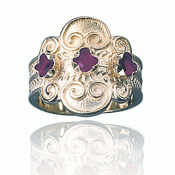 Bunad ring no. 5 gilded with red stones